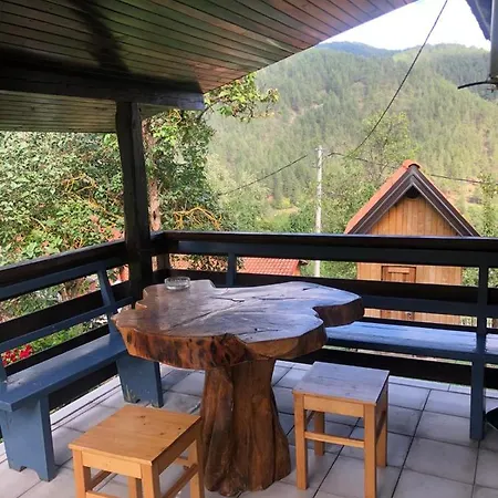 Ljubov Kutak Apartment Mokra Gora