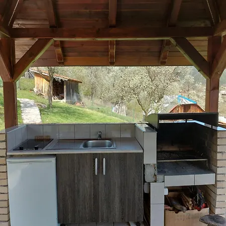 Ljubov Kutak * Mokra Gora