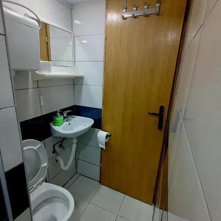 Apartment Ljubov Kutak *