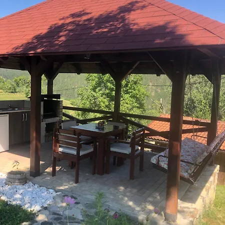 Apartment Ljubov Kutak *