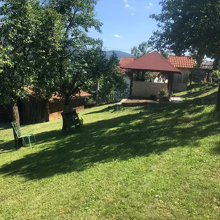 Ljubov Kutak Lejlighed *